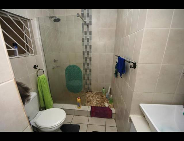 2 BEDROOM PROPERTY TO RENT IN BRYANSTON